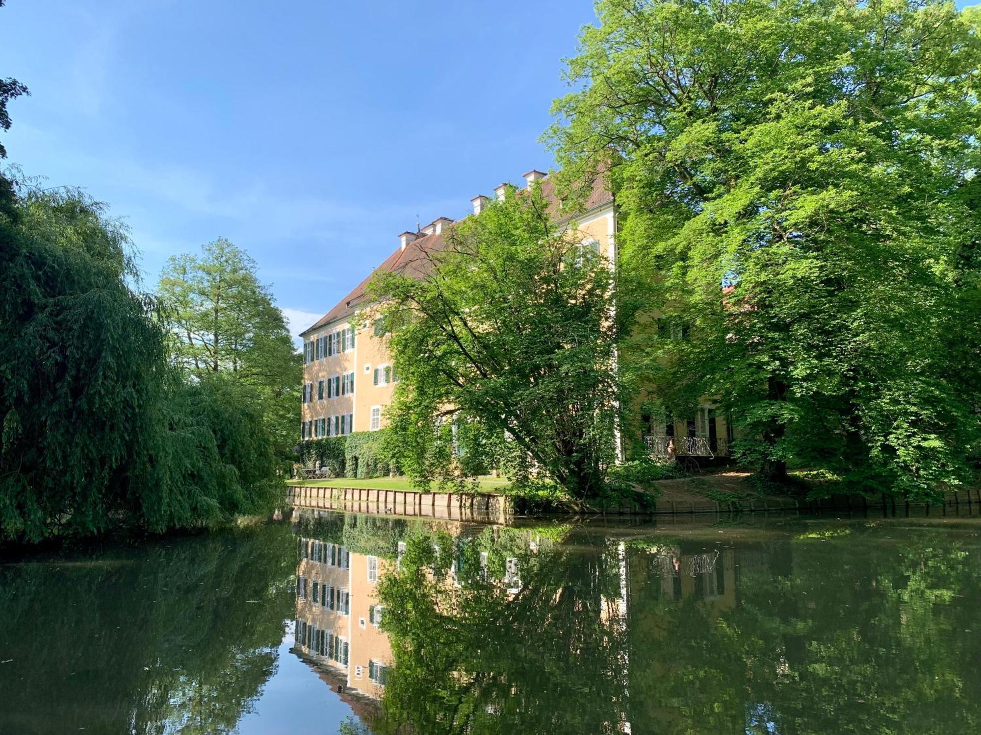 Wohnen Im Wasserschloss Sandizell Schrobenhausen Exterior foto